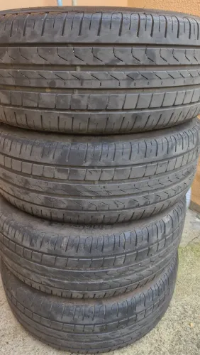 4 pneus Pirelli 215/50 R17