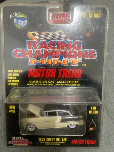 Racing Champions Ford Chevy Bell Air 1955 1/64