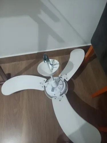 Ventilador de teto 110 wats com lâmpada ventidelta