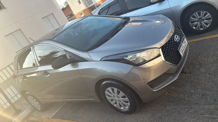 Hyundai HB20 Unique 1.0 Flex 12V Mec. 2019