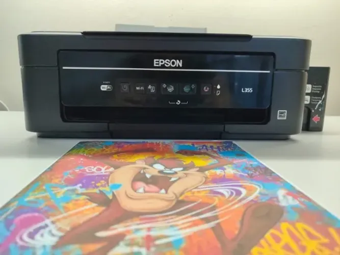 Impressora Epson Ecotank com scanner e wi-fi. Sem defeitos