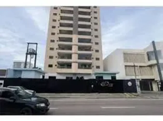 Imóvel para venda possui 104 metros quadrados com 3 quartos em Olaria - Porto Velho - RO
