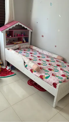 Cama infantil tamanho SOLTEIRO casinha menina princesa