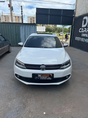 Volkswagen Jetta Comfortline 2.0 T.flex 8V 4P Tipt. 2013