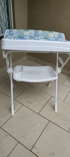 Banheira e fraldário