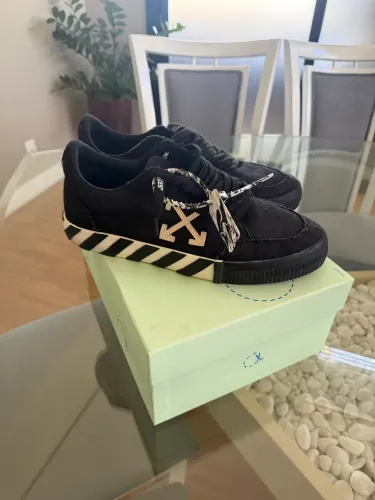 Tênis Off White Low Vulcanized