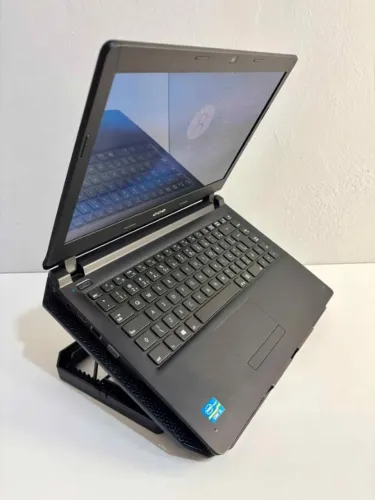 CCE NH4CU03 | Intel Core i3 3ª Geração | 6GB | SSD 128GB | Tela 14" HD