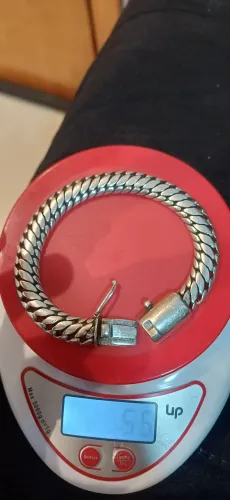Pulseira de prata 925!com 55 gramas e 23cm ..fecho gaveta!