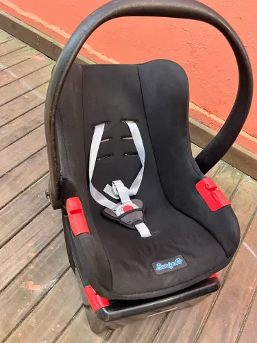 Bebê conforto com base Burigotto