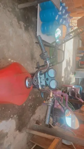 : Honda Fan 125 - R$ 5.500 - Aceito propostas