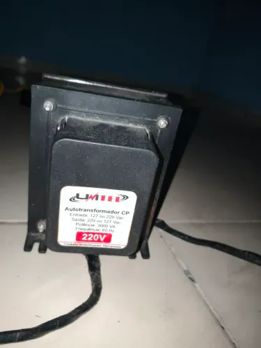 Transformador 220V para 110V 3000VA