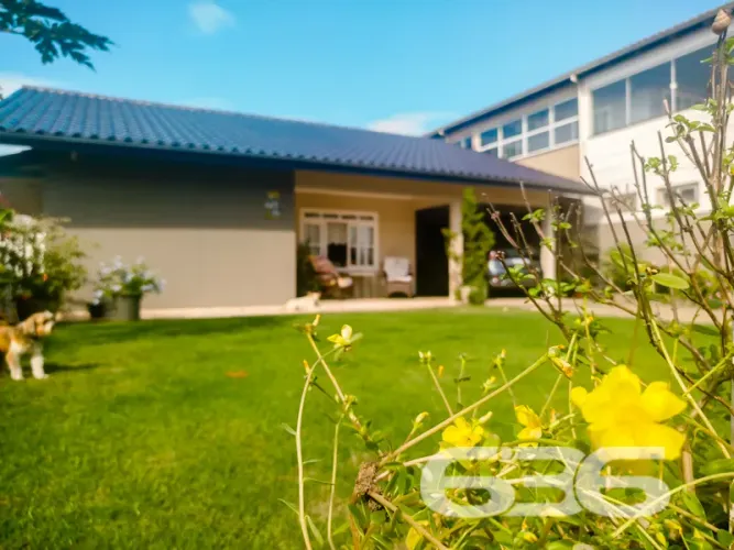 Casa | São Francisco do Sul | Ervino
