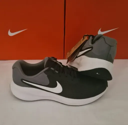 Tênis Nike Revolution 7 Tam 40 e 42 (original / novo)