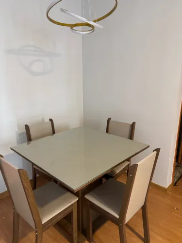 Mesa de Jantar 4 cadeiras