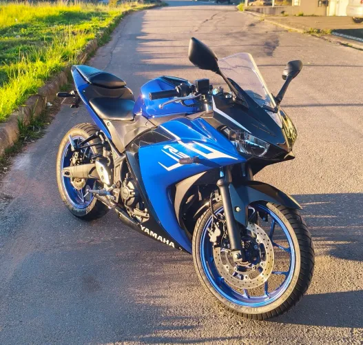 Vendo Yamaha YZF-R3 2018/19