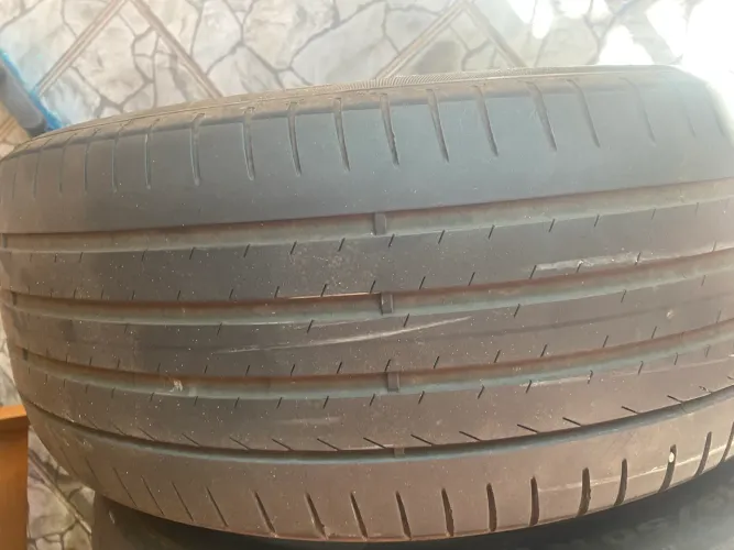 Pneus Pirelli 215 50R17