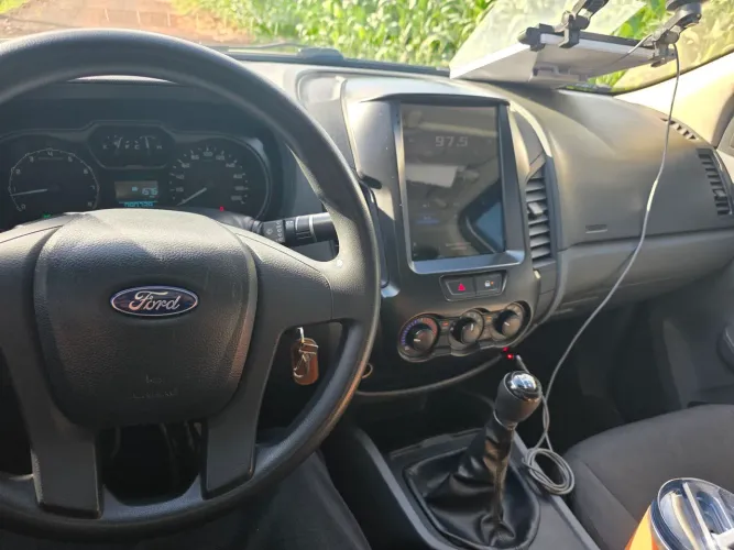 Ford Ranger XLT 2.5 16V 4X2 CD Flex 2015