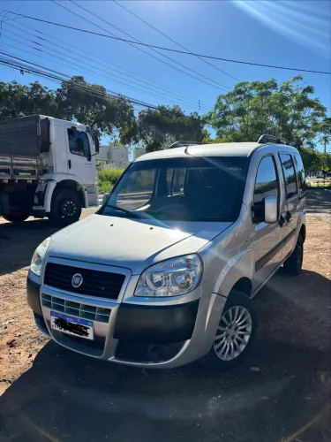 Fiat Doblo Essence 1.8 Flex 16V 5P 2015