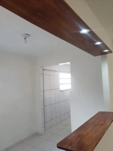 CASCADURA APARTAMENTO 2 QUARTOS VAZIO, TRANSPORTE RODOVIÁRIO, FERROVIÁRIO, SUPERMERCADOS,