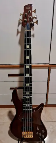 Baixo de luthier