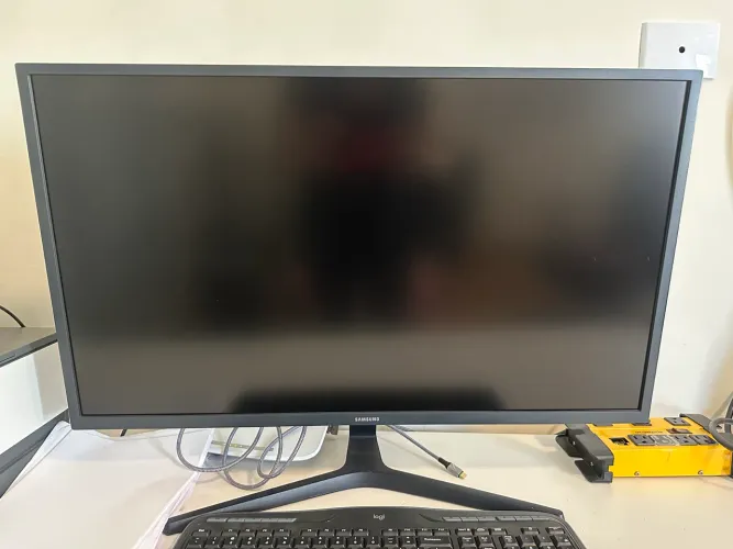 Monitor novo 32 polegadas Samsung 