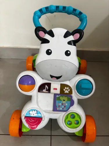 Andador fisher price zebra 