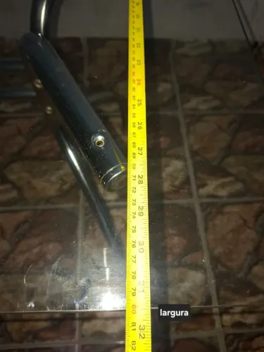 Mesa de vidro para 4 cadeiras