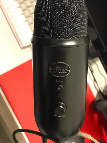 Microfone Condensador USB Blue Yeti Blackout