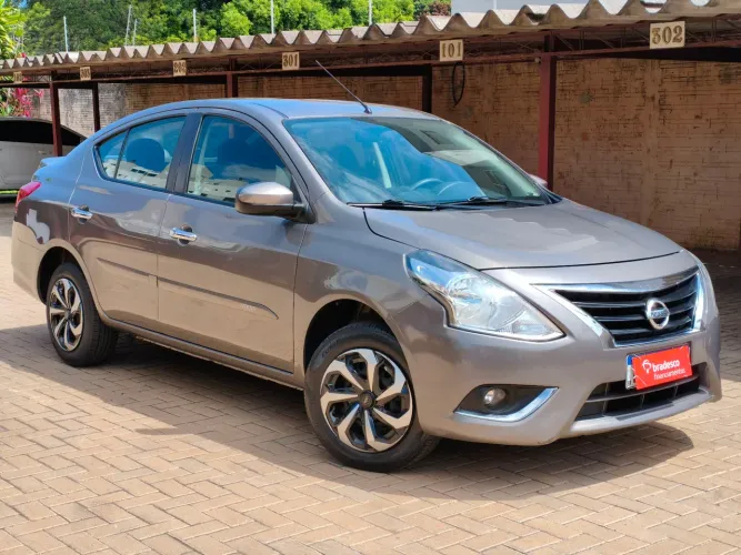 Nissan Versa 1.0 12V Flexstart 4P Mec. 2017