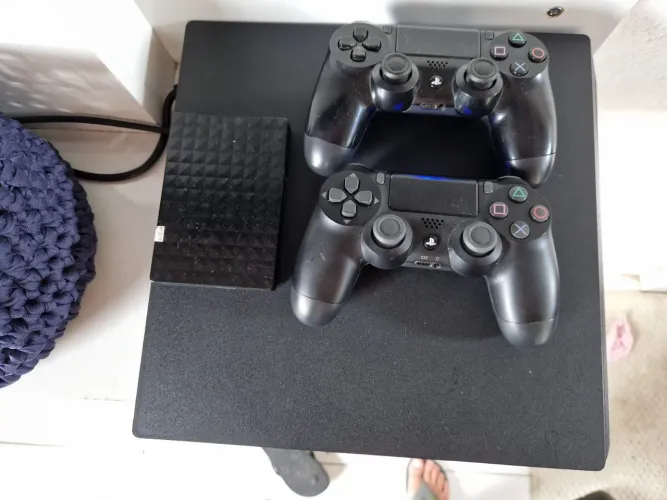 Playstation 4 PRO desbloqueado