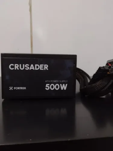 Fonte para pc 500W Crusader