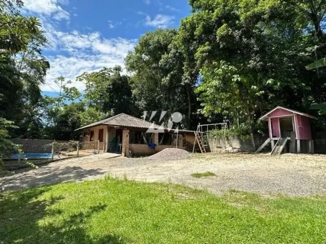 Sitio no São Sebastião - mrt