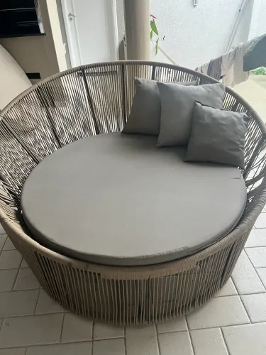 Chaise em corda náutica . Em perfeito estado ! Ideal para área externa .