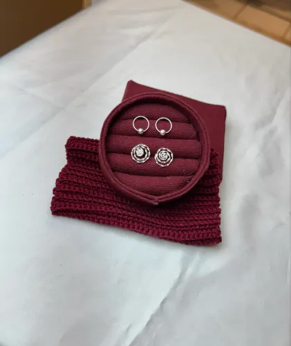Brincos em Prata 925 com Zircônias e Pendente