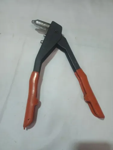 Alicate rebitador USADO 