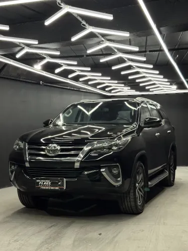 Toyota Hilux SW4 SRX 4X4 2.8 TDI 16V Dies. Aut. 2018