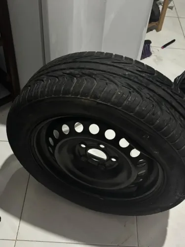 Pneu + roda 205/55 R16 - ORIGINAL DO NISSAN SENTRA 