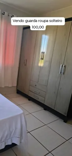 Vendo guarda roupa solteiro usado