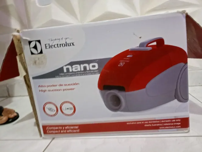 Aspirador Eletrolux nano