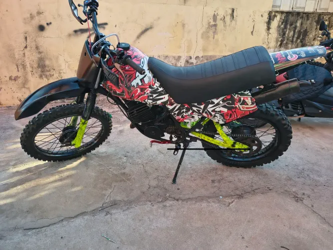 Dt 180 trilha 