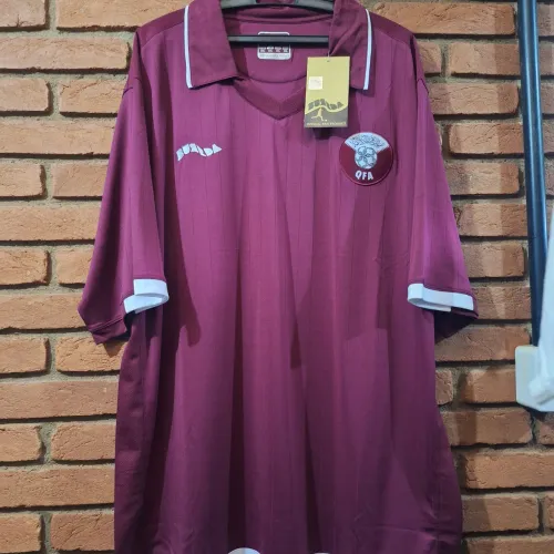 Camisa seleção Qatar Burrda 2009 grandona