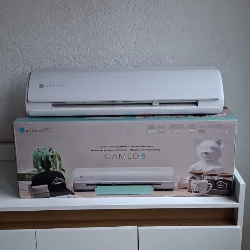 Cameo 5
