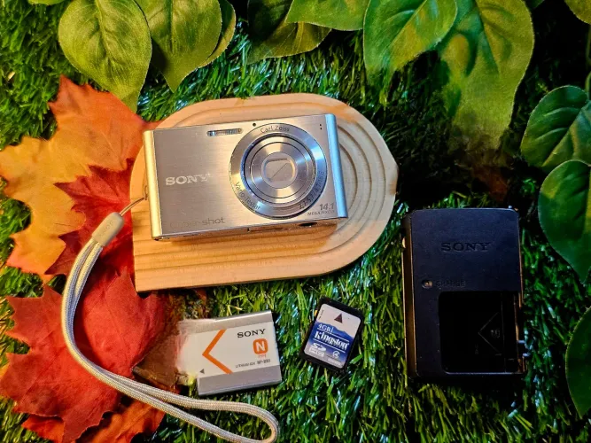 Camera sony cybershot w320