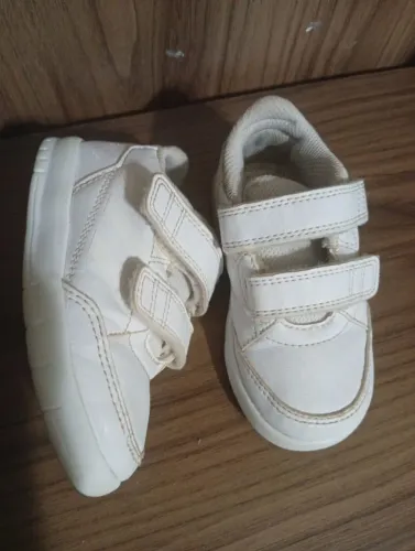 Tênis de bebê Adidas 20