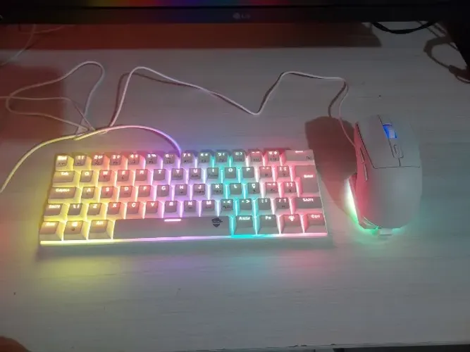 Teclado Mecânico 60% RGB | Mouse Gamer X3 | Sem Fio | Dock RGB | Bluetooth | USB-C 