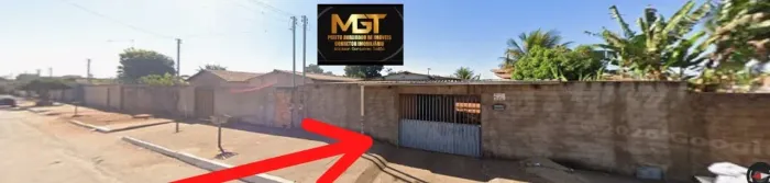 Casa com 106m² (Edificada), sozinha no lote, ótima localização! Terreno 360m² escriturado!