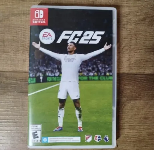 Jogo Nintendo Switch 1 e 2 FC 2025