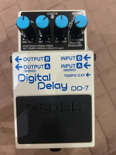 Pedal Boss DD7 muito novo na caixa