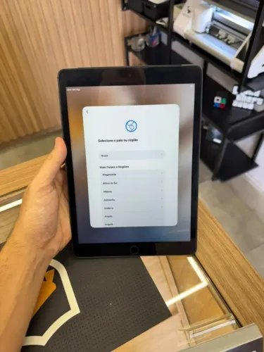 iPad 9 64gb Wifi + cell Baseband queimada