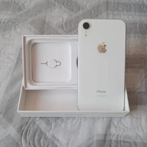 Apple iPhone XR 64 Gb - Branco